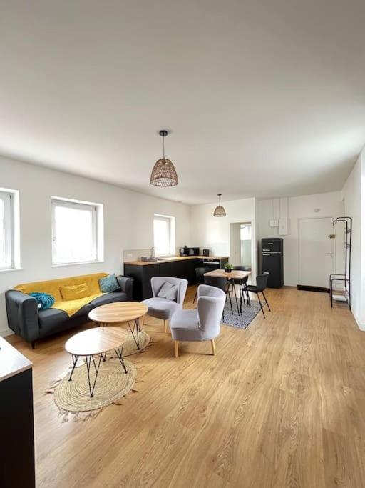 Banjul - Bel Appartement A Реймс Экстерьер фото
