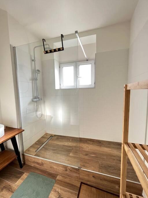Banjul - Bel Appartement A Реймс Экстерьер фото